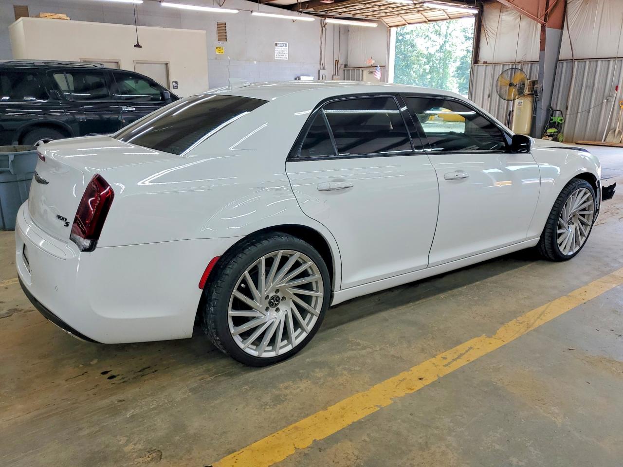 2021 CHRYSLER 300