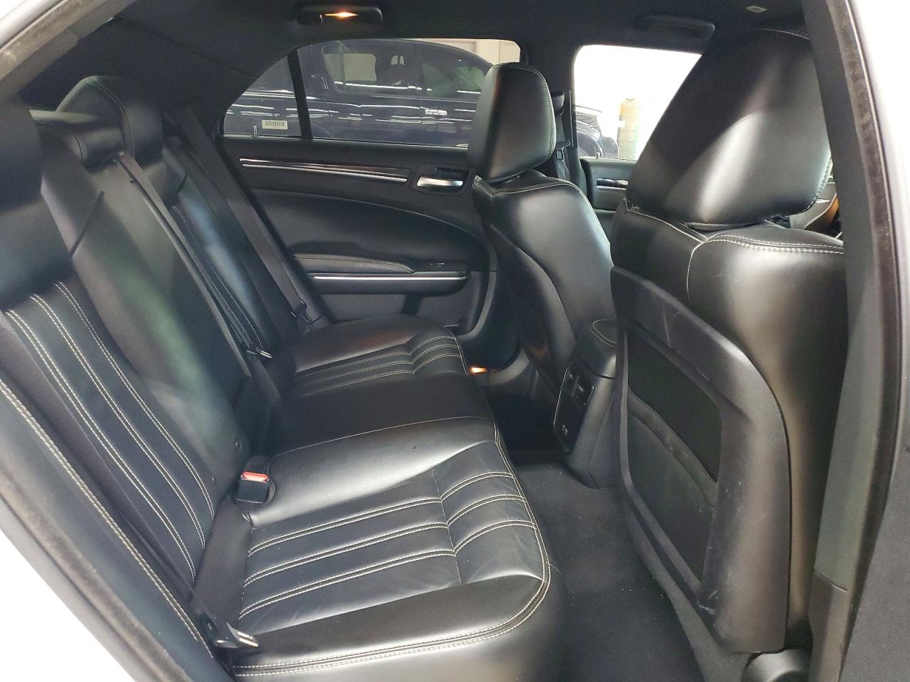 2021 CHRYSLER 300