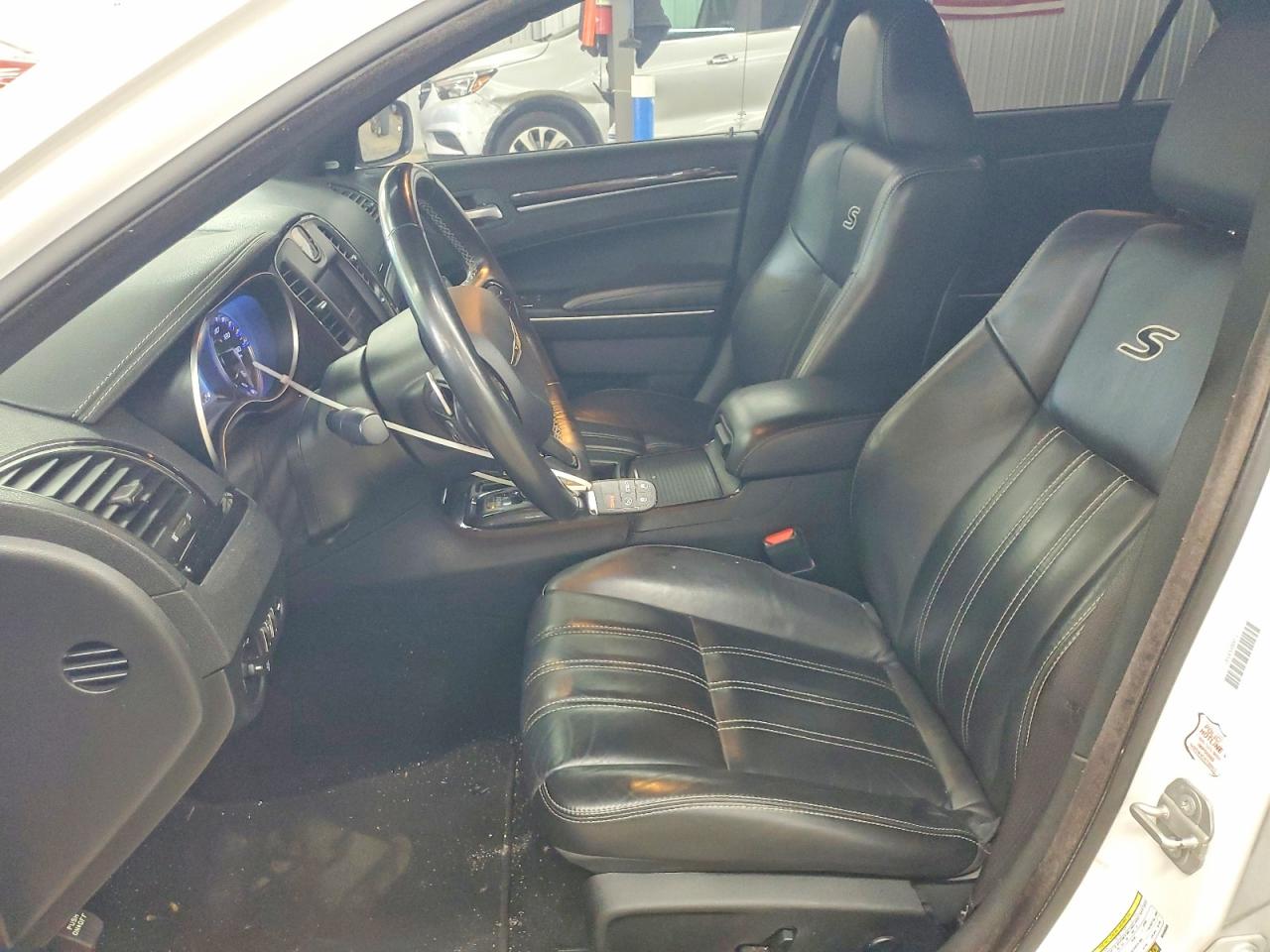 2021 CHRYSLER 300