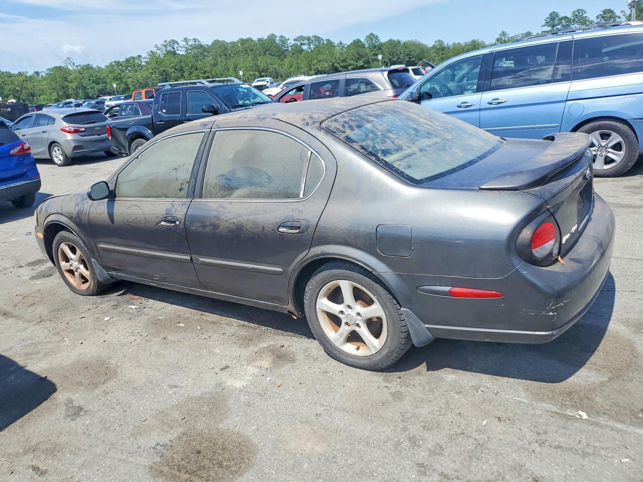 2000 NISSAN MAXIMA