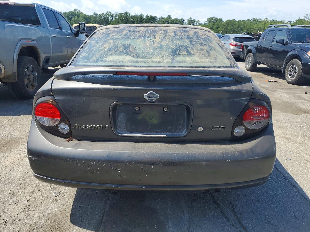 2000 NISSAN MAXIMA