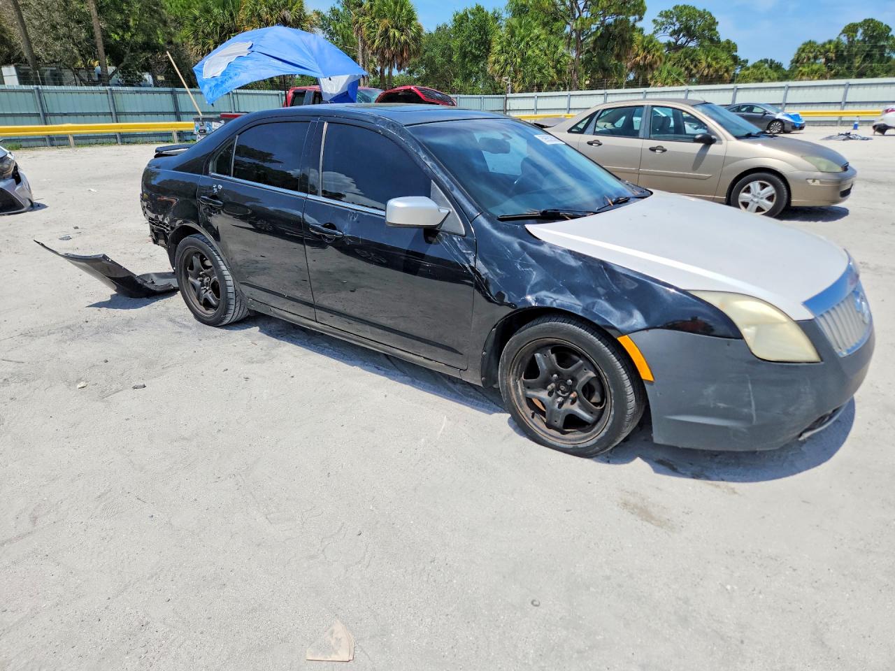 2011 MERCURY MILAN