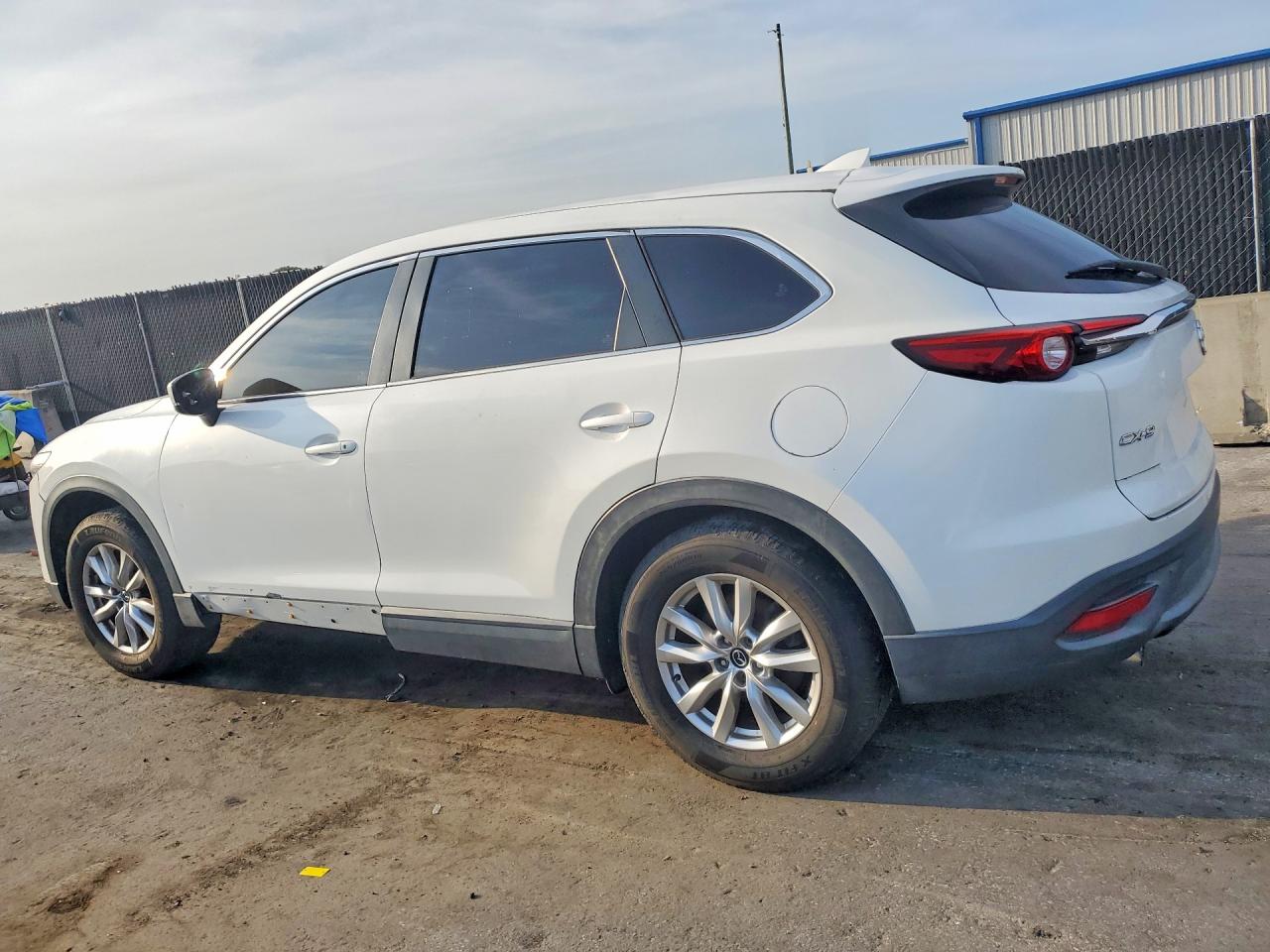 2016 MAZDA CX-9