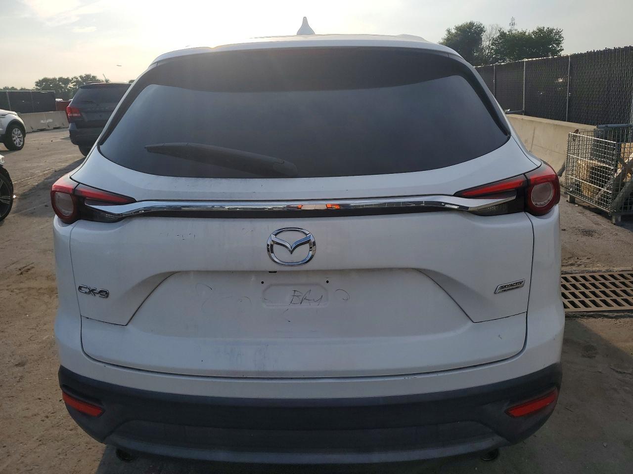 2016 MAZDA CX-9