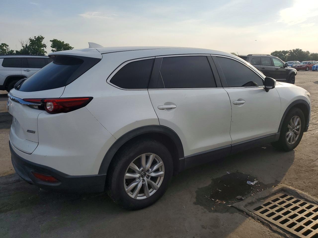 2016 MAZDA CX-9