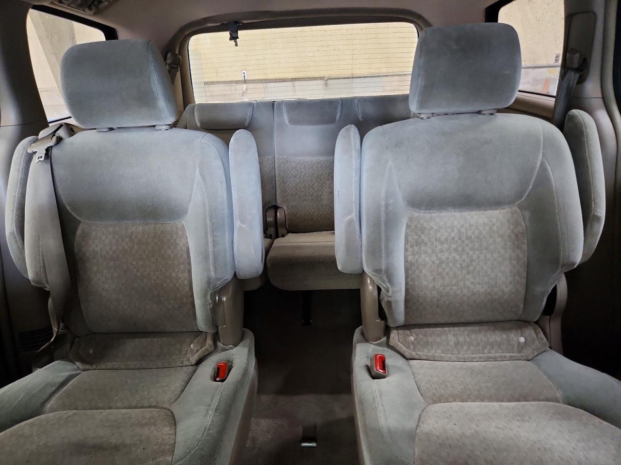 2005 TOYOTA SIENNA