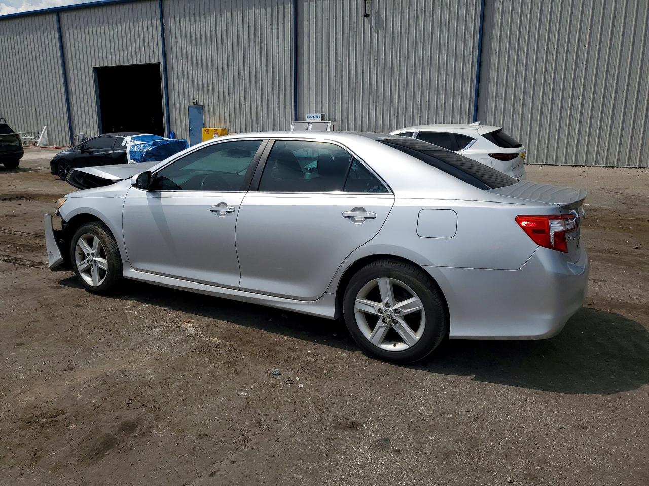 2013 TOYOTA CAMRY