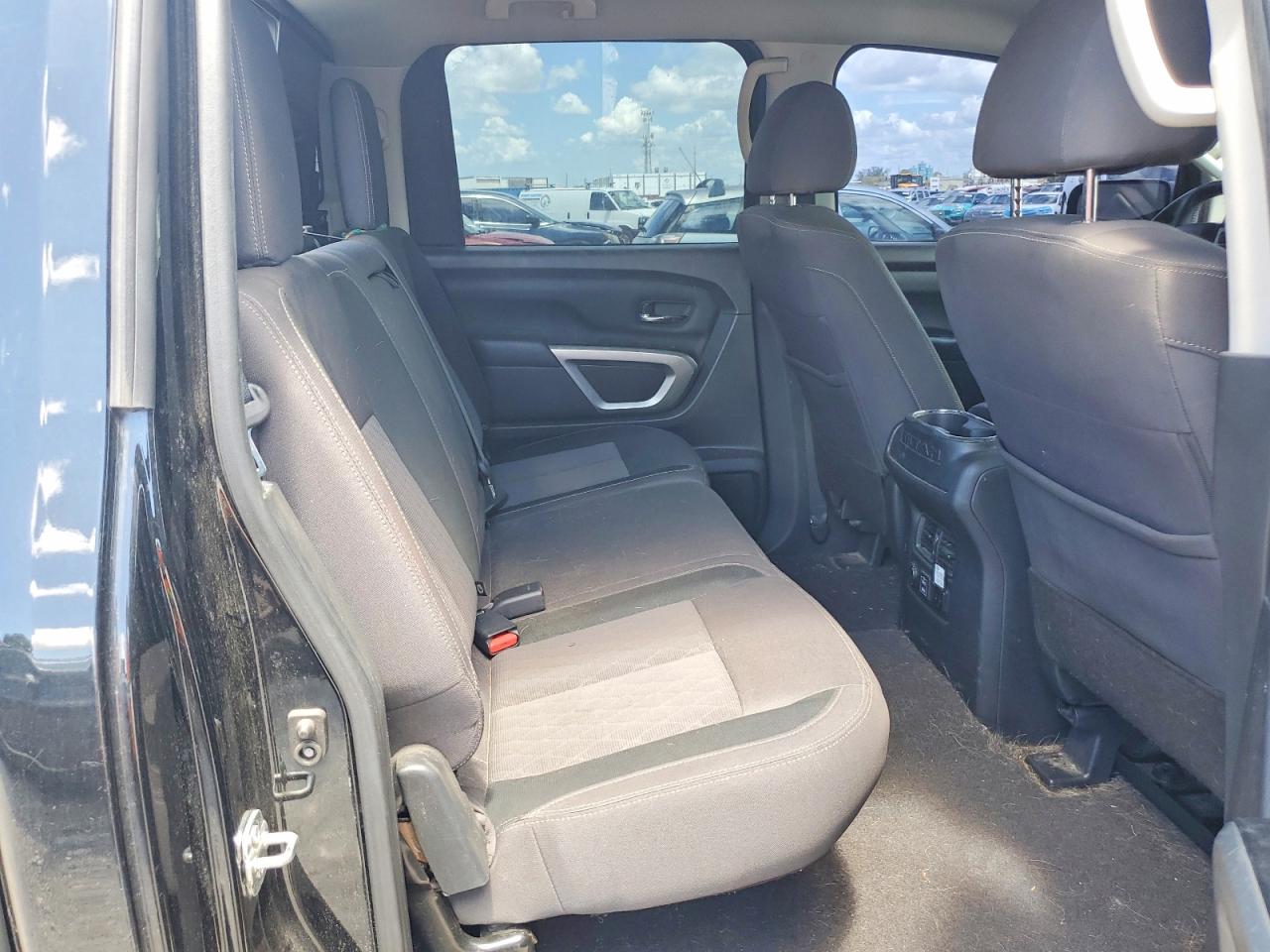 2021 NISSAN TITAN