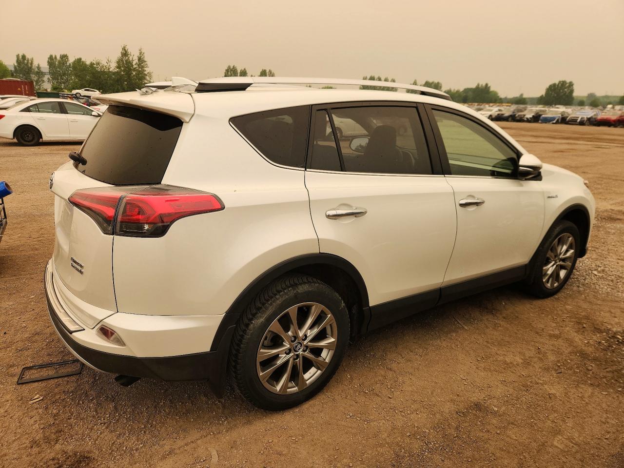 2016 TOYOTA RAV4
