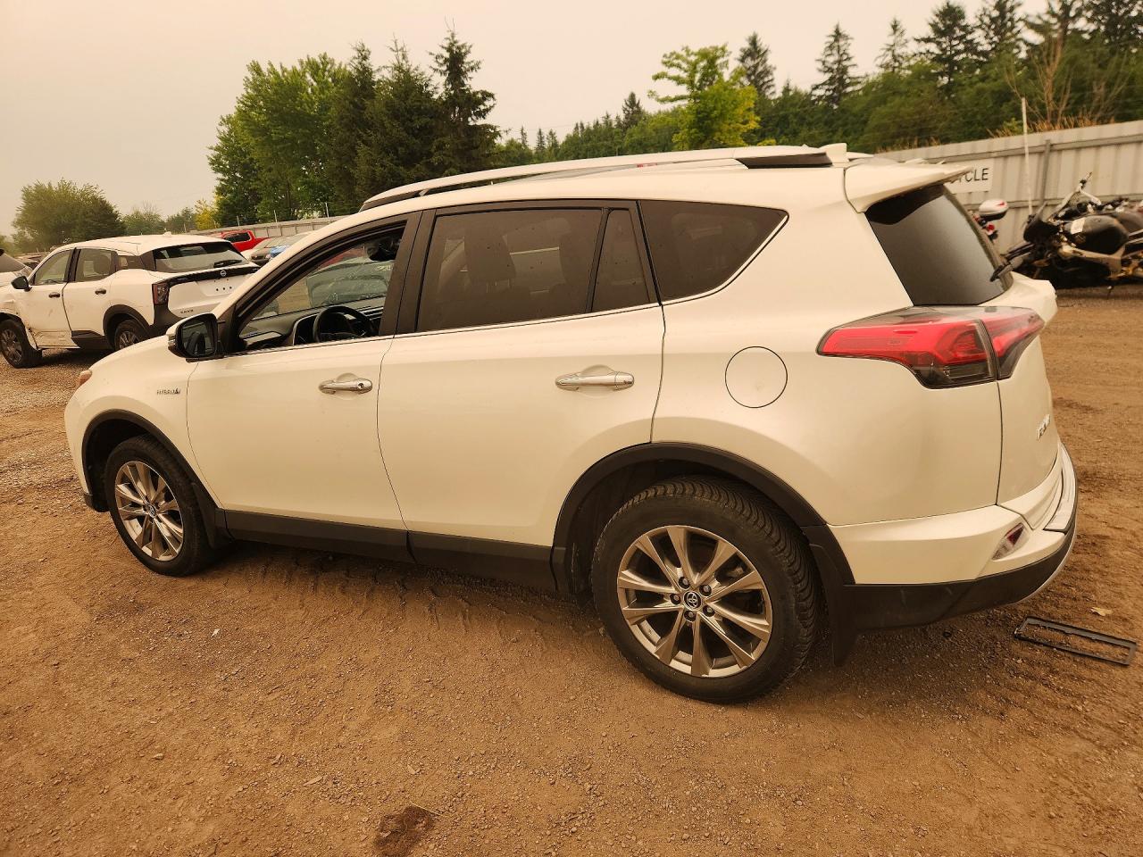 2016 TOYOTA RAV4
