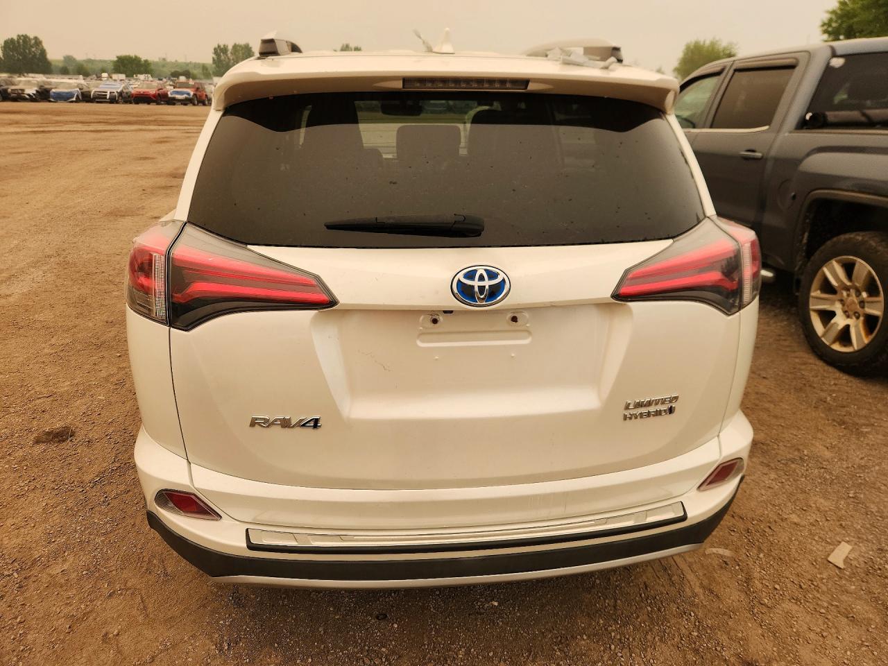 2016 TOYOTA RAV4