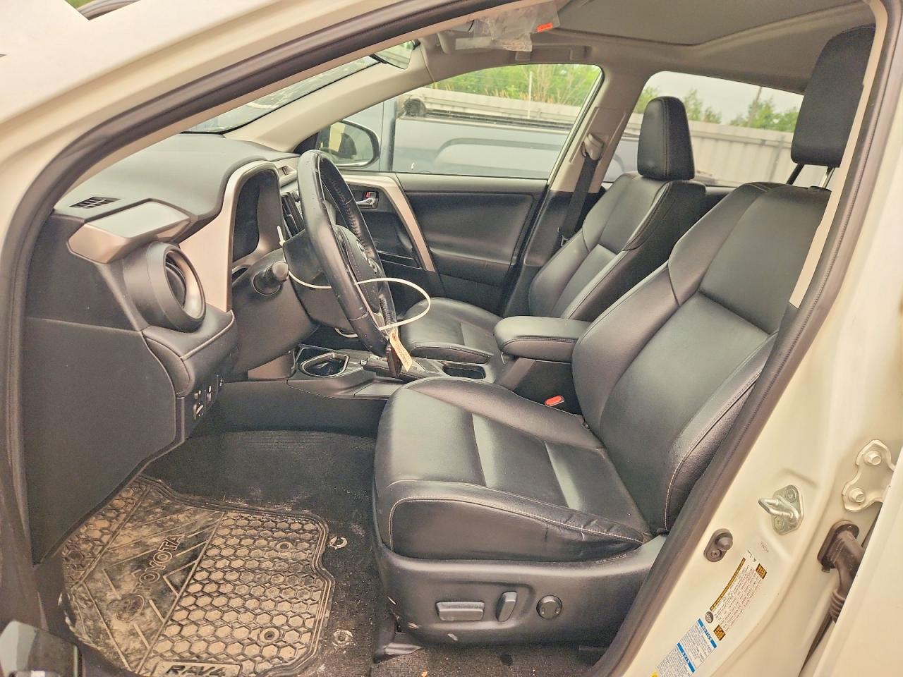 2016 TOYOTA RAV4