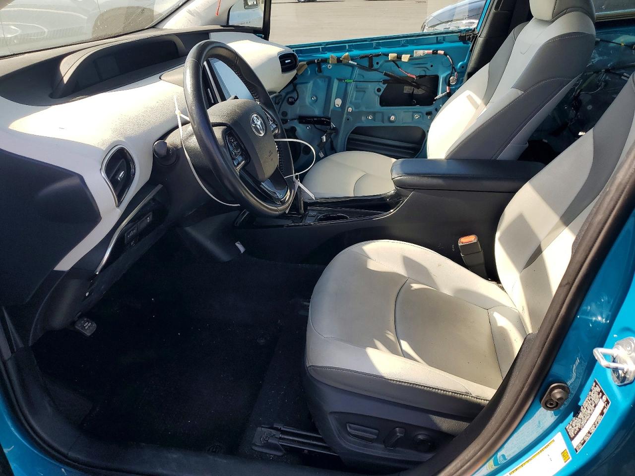 2021 TOYOTA PRIUS