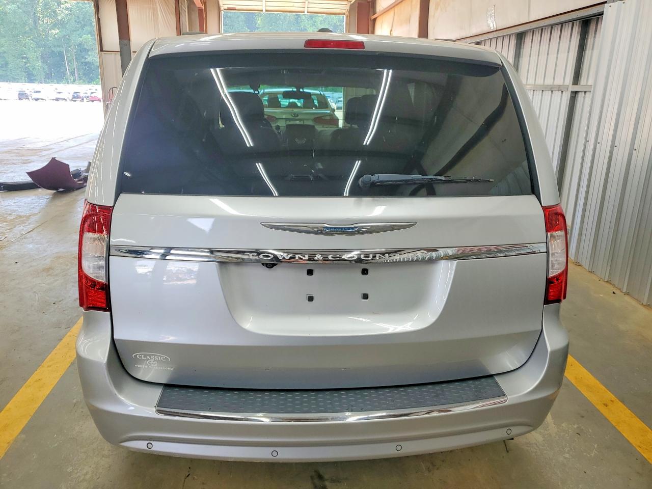 2012 CHRYSLER MINIVAN
