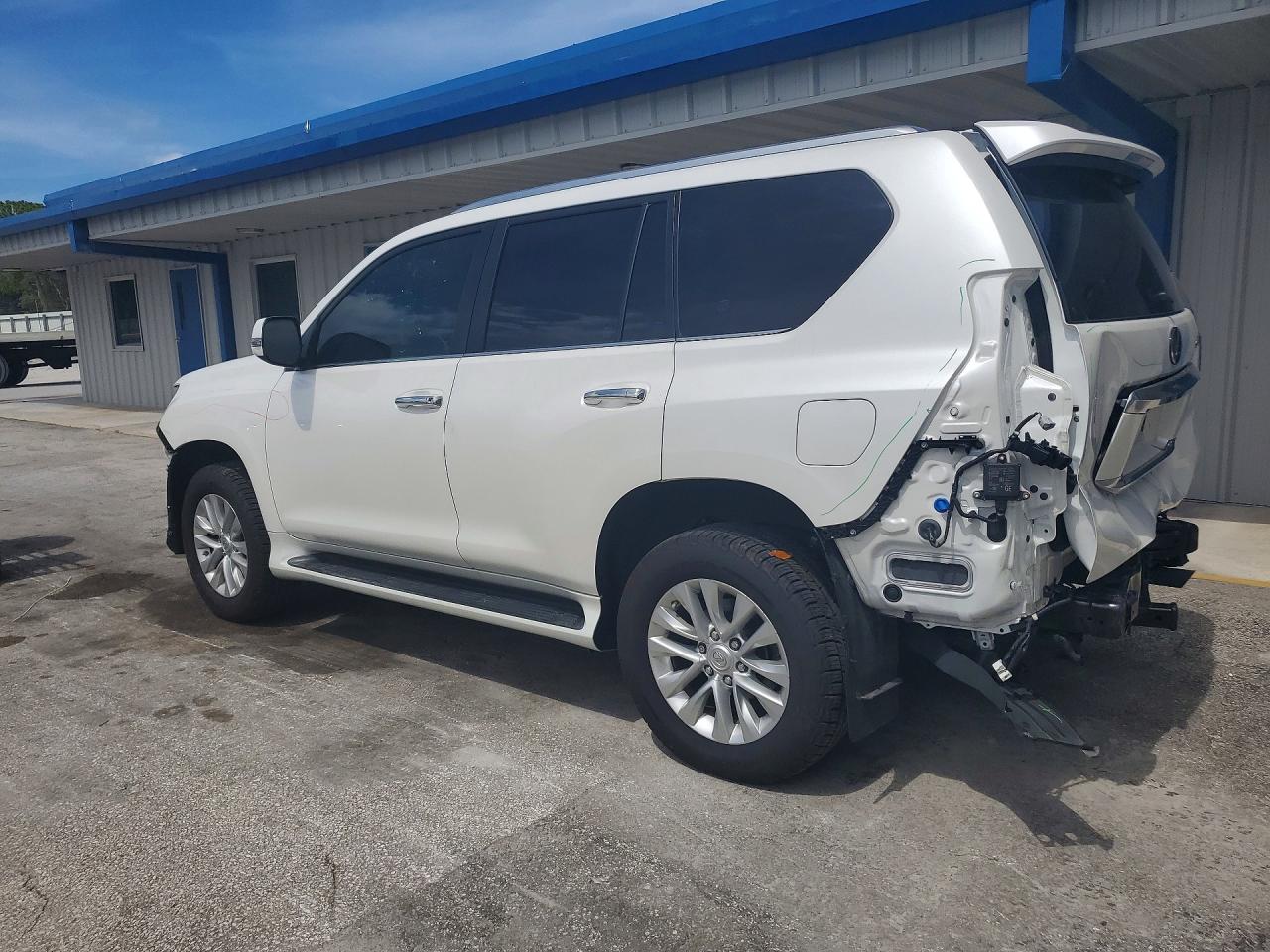 2023 LEXUS GX