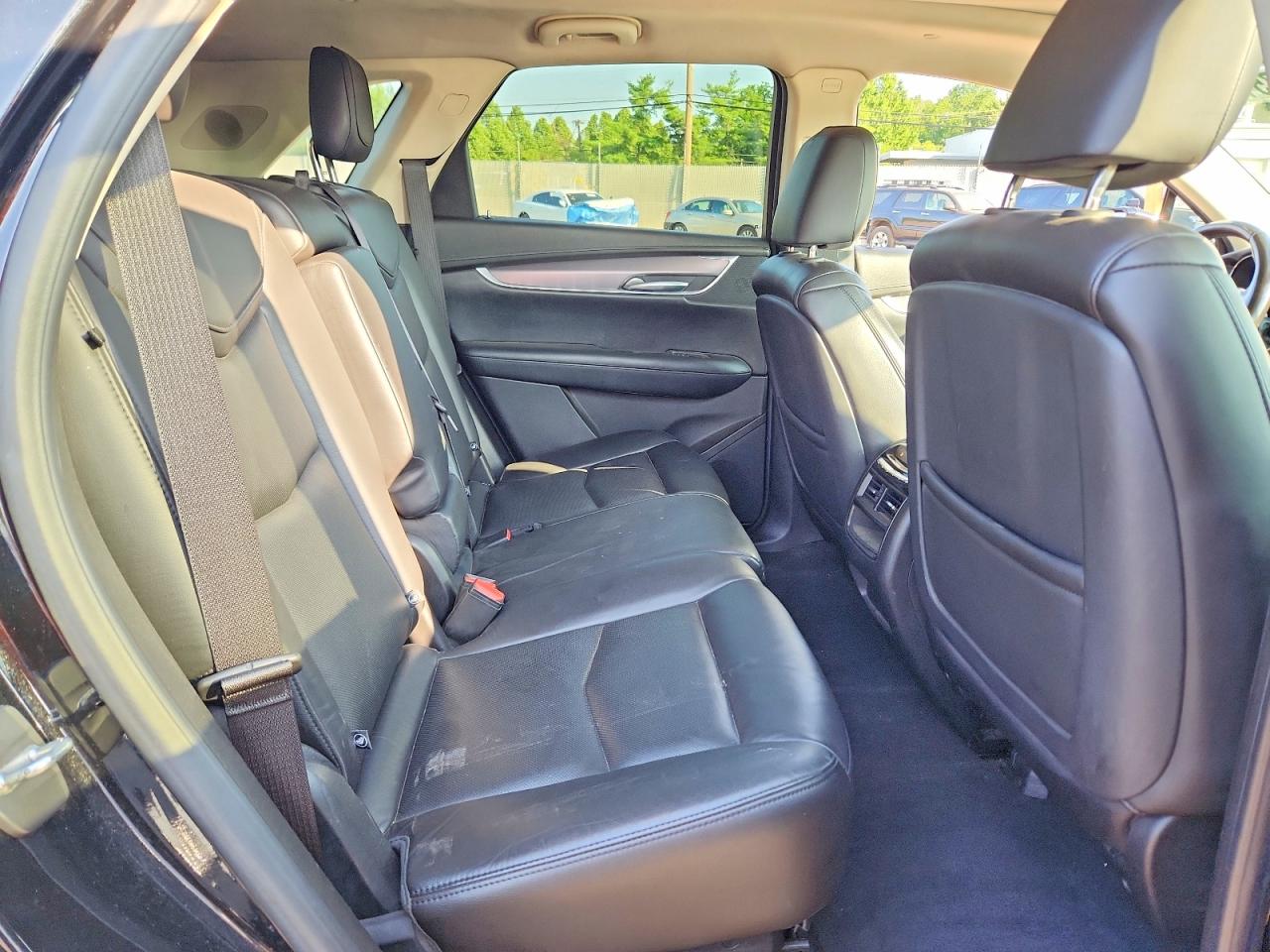 2018 CADILLAC XT5
