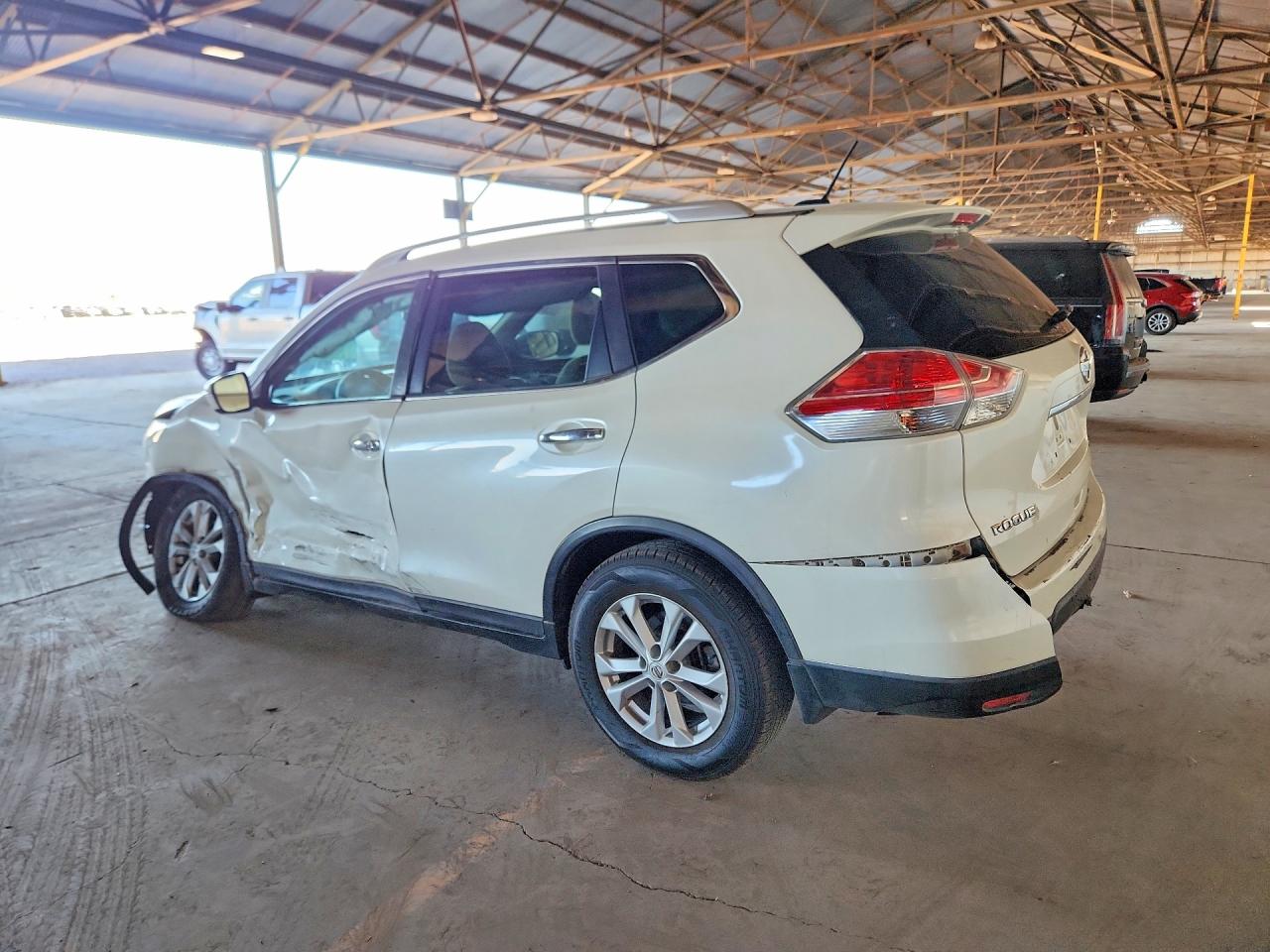 2016 NISSAN ROGUE