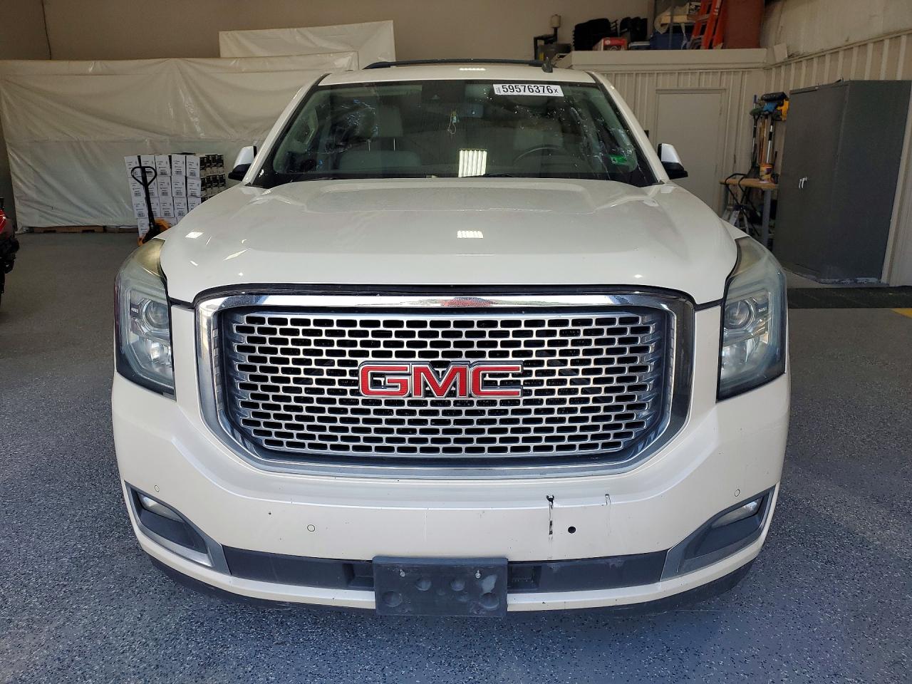 2015 GMC YUKON