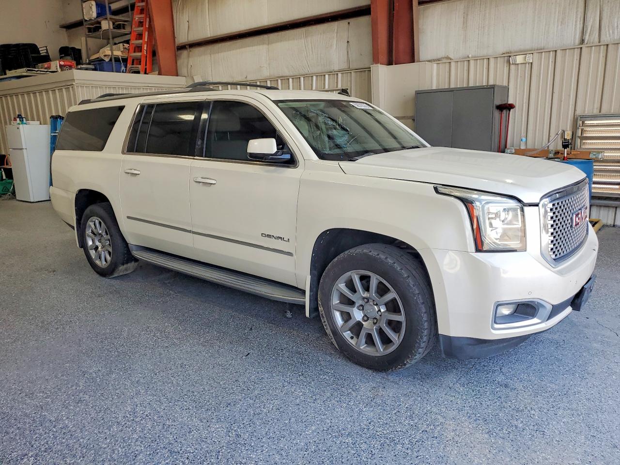 2015 GMC YUKON