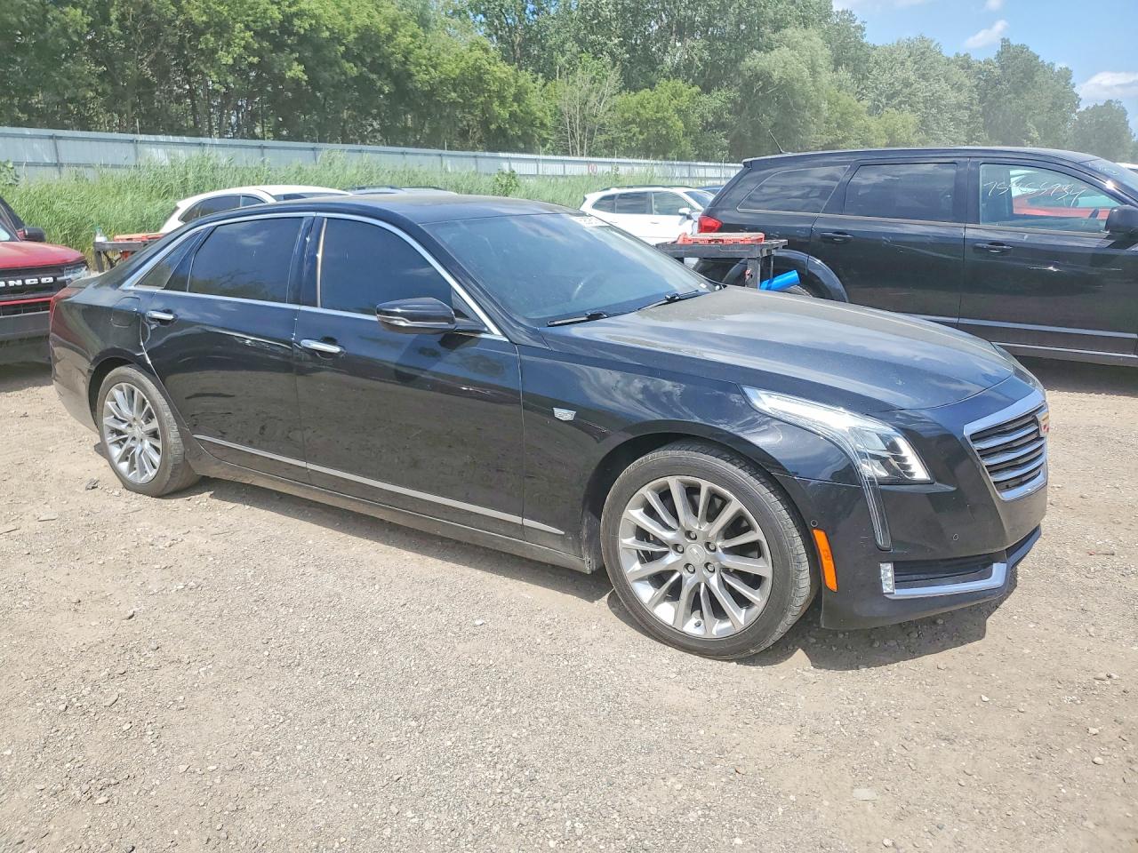 2017 CADILLAC CT6