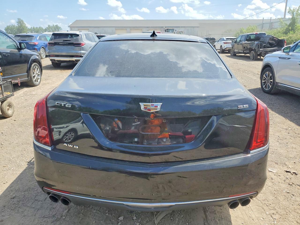 2017 CADILLAC CT6