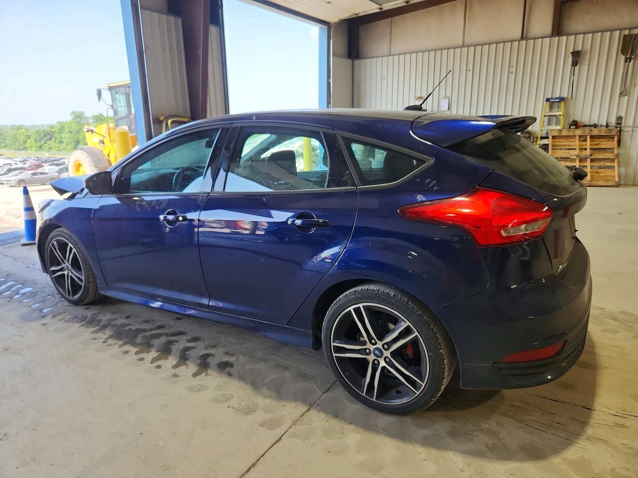 2017 FORD FOCUS