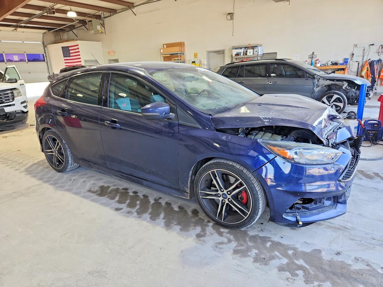 2017 FORD FOCUS