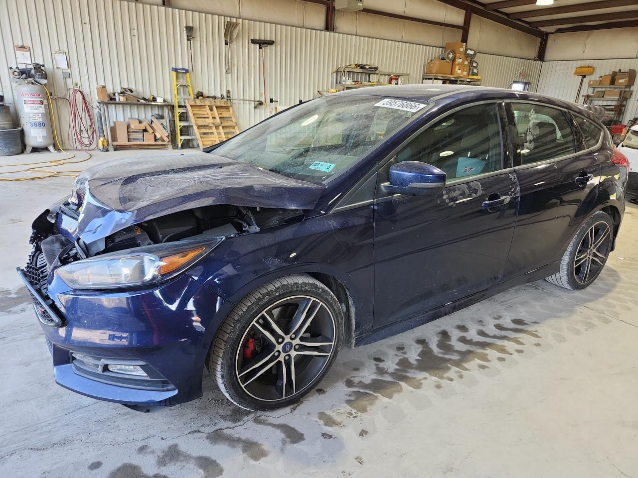 2017 FORD FOCUS