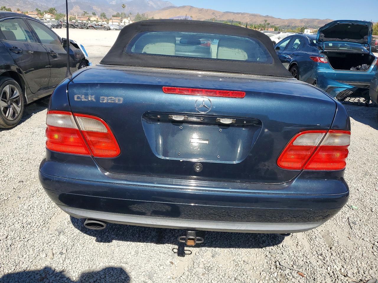 1999 MERCEDES-BENZ CLK-CLASS