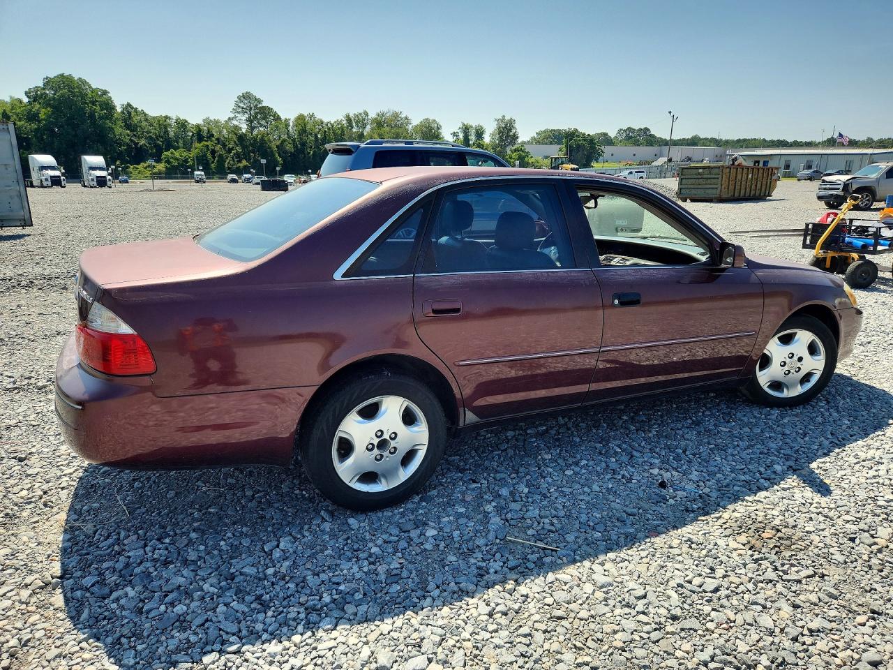 2004 TOYOTA AVALON
