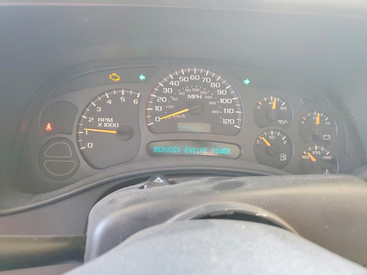 2003 CHEVROLET SUBURBAN