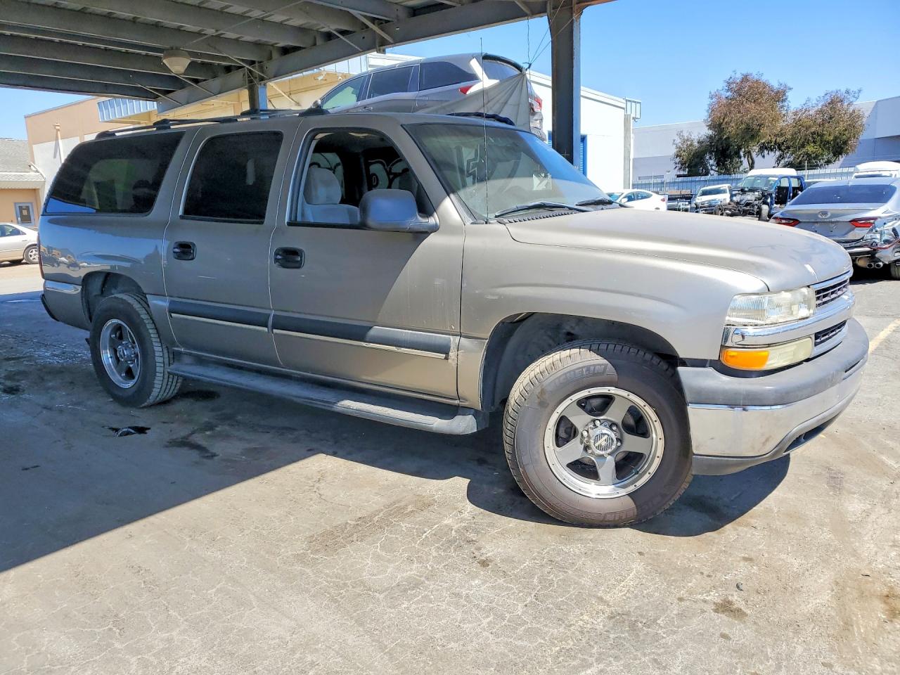 2003 CHEVROLET SUBURBAN