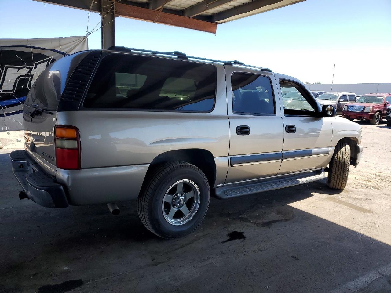 2003 CHEVROLET SUBURBAN