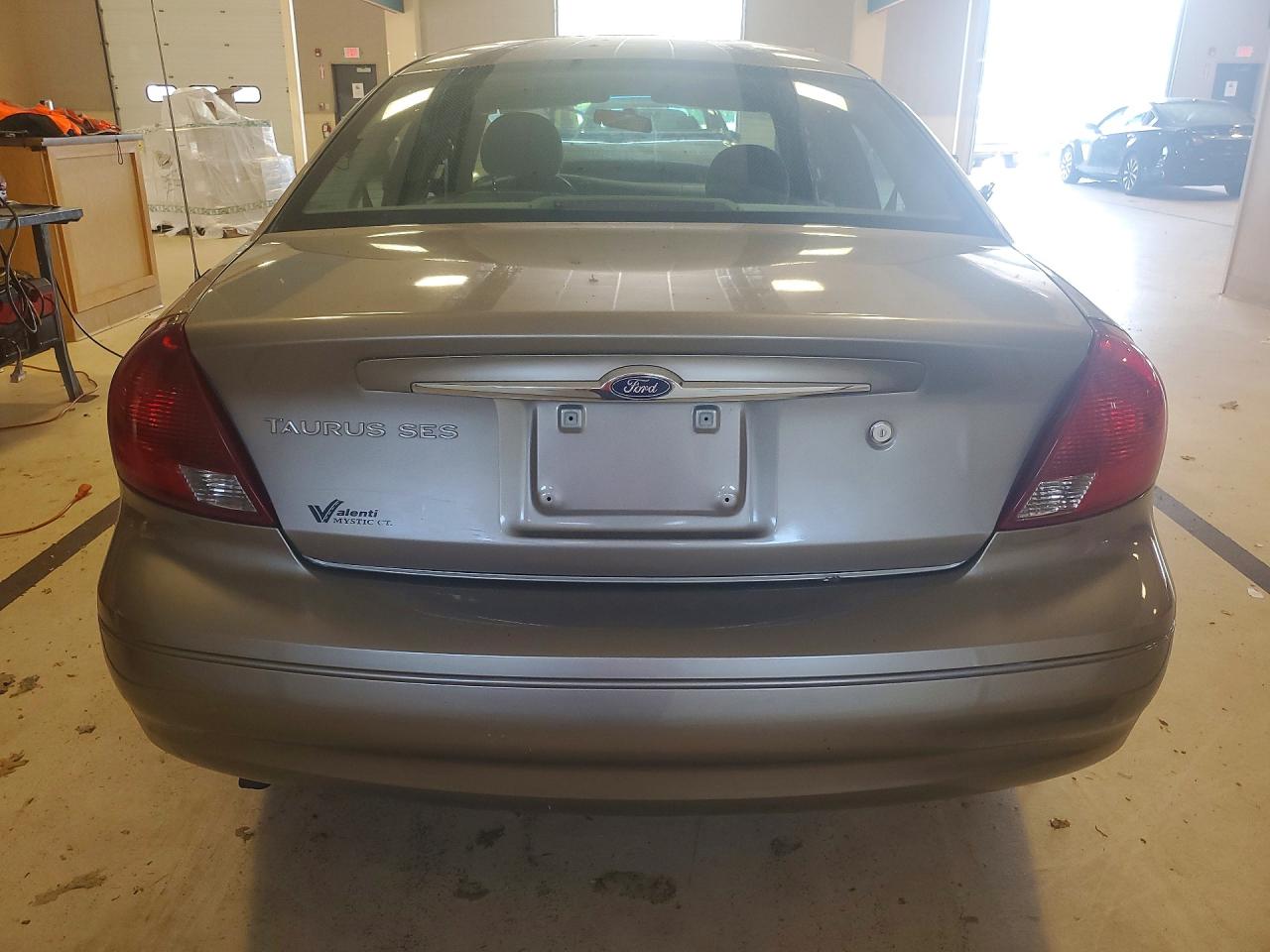 2002 FORD TAURUS