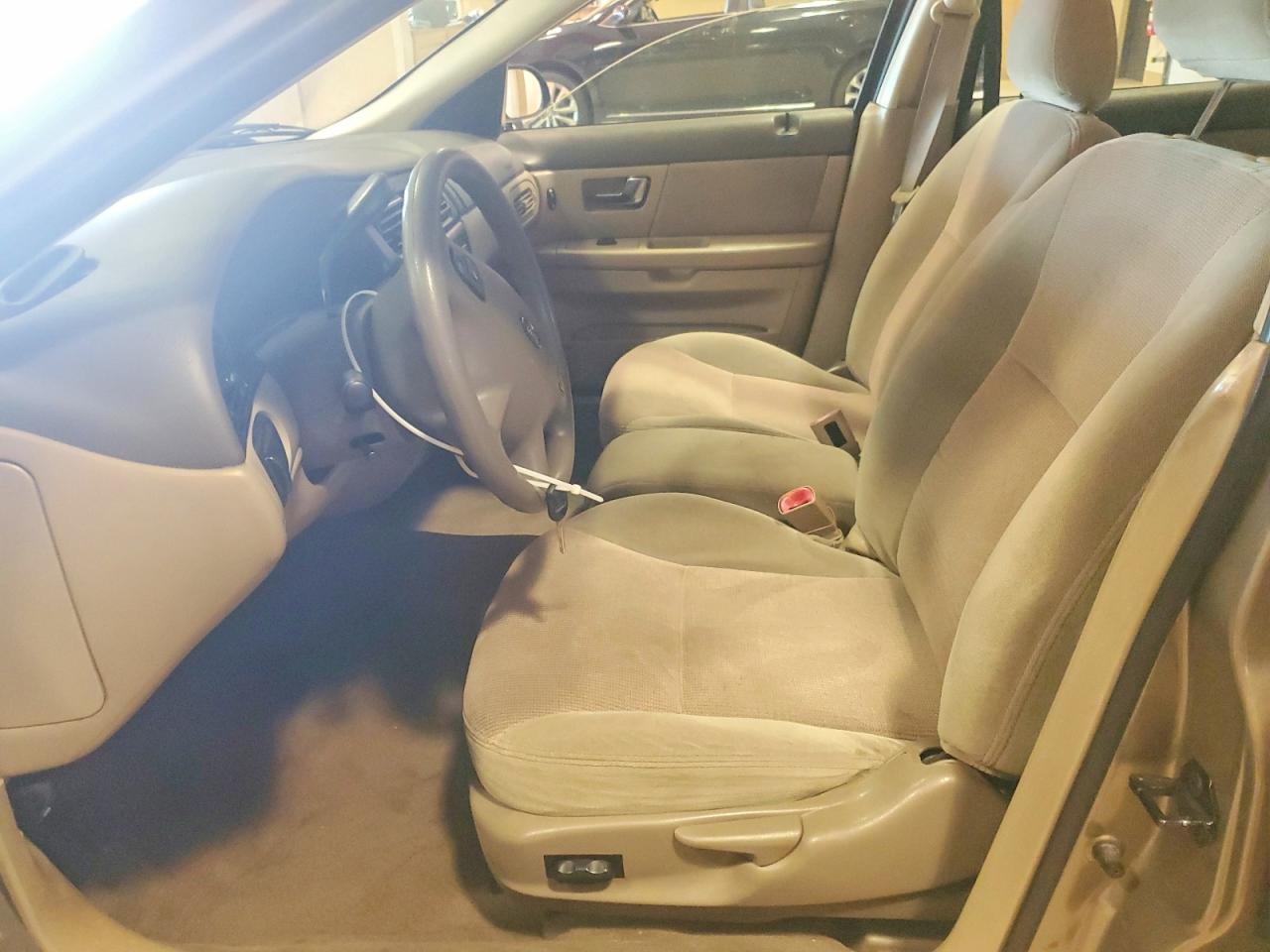 2002 FORD TAURUS