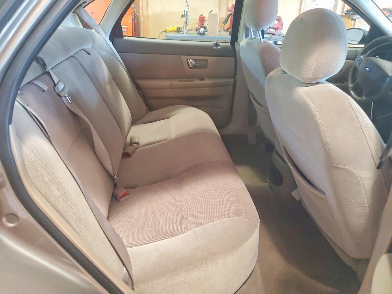2002 FORD TAURUS