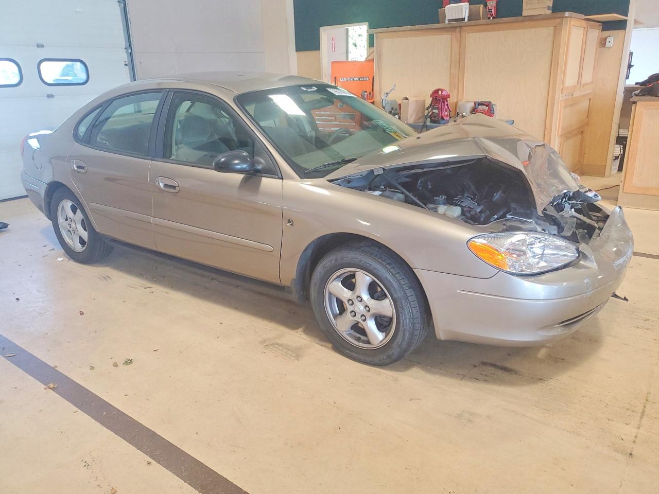 2002 FORD TAURUS