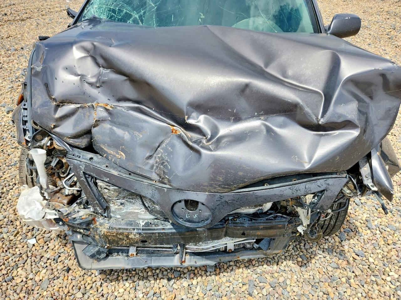 2011 TOYOTA CAMRY