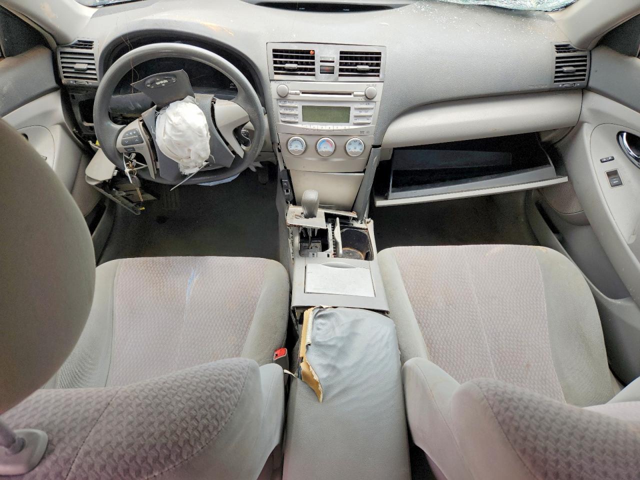 2011 TOYOTA CAMRY