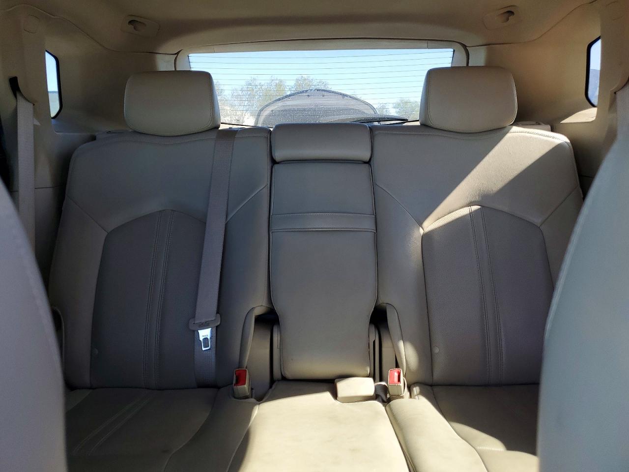 2011 CADILLAC SRX
