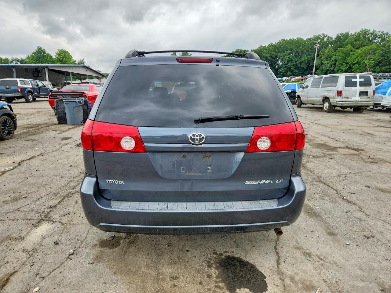 2008 TOYOTA SIENNA