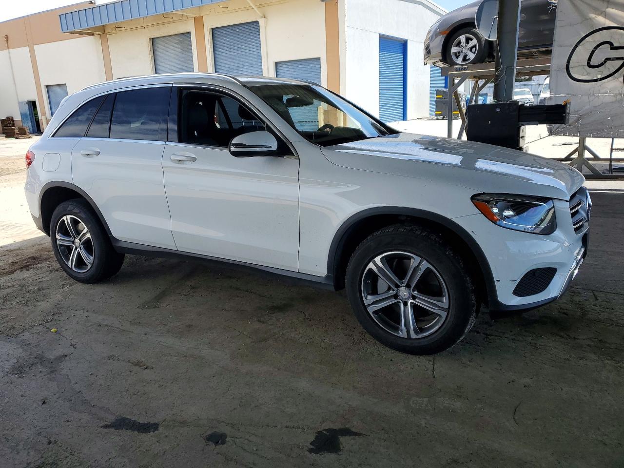 2017 MERCEDES-BENZ GLC-CLASS