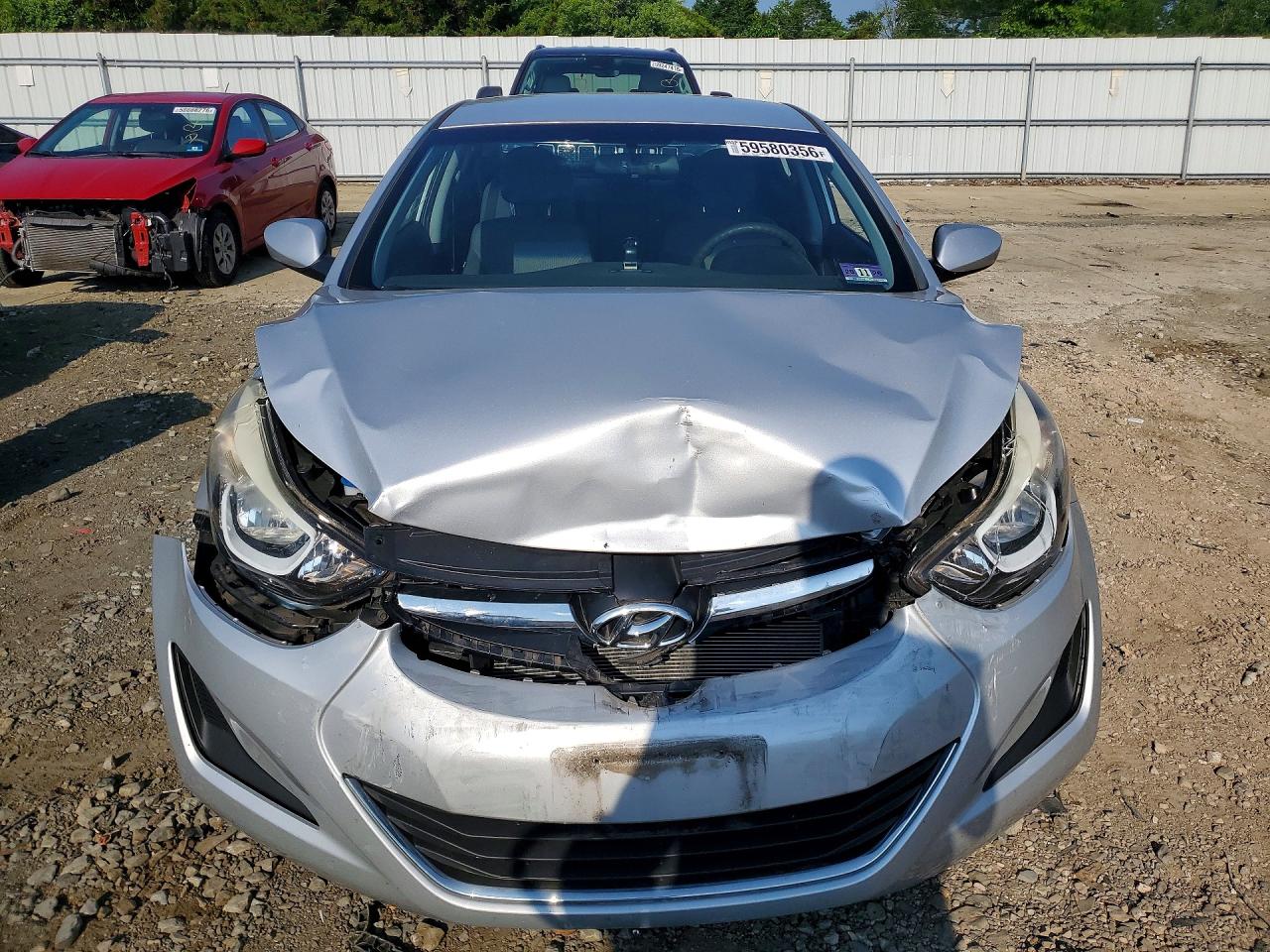 2016 HYUNDAI ELANTRA