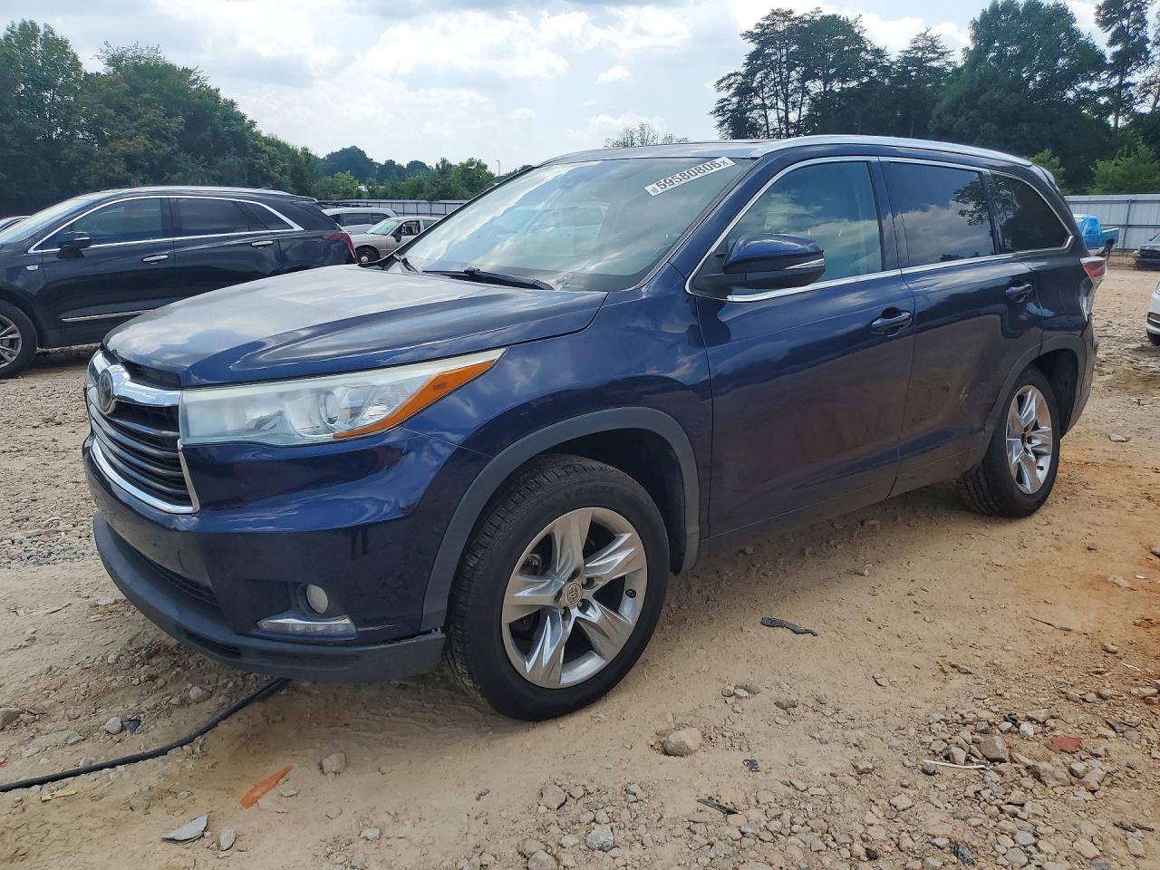 2015 TOYOTA HIGHLANDER