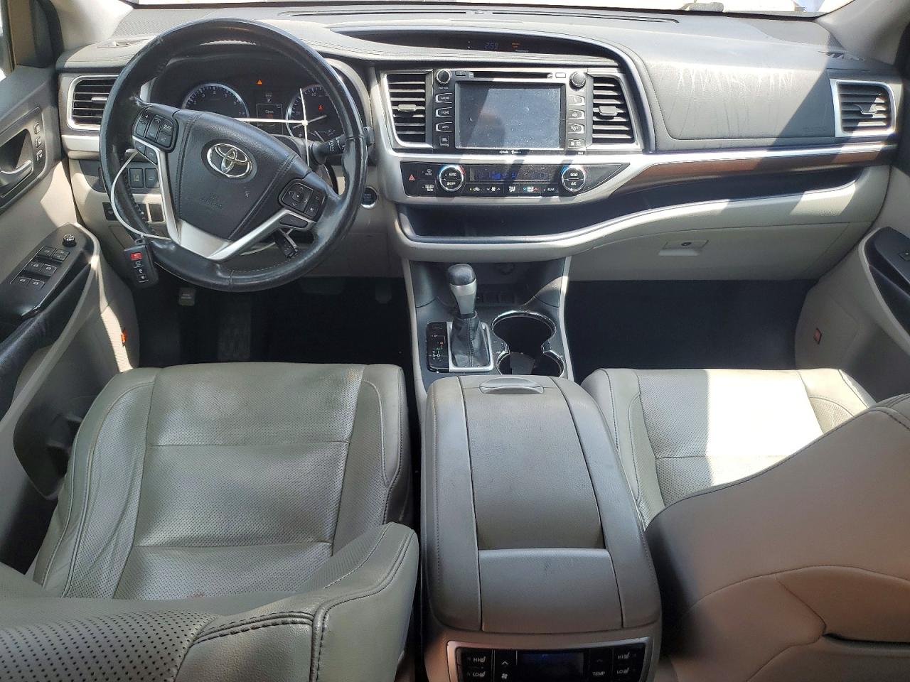 2015 TOYOTA HIGHLANDER