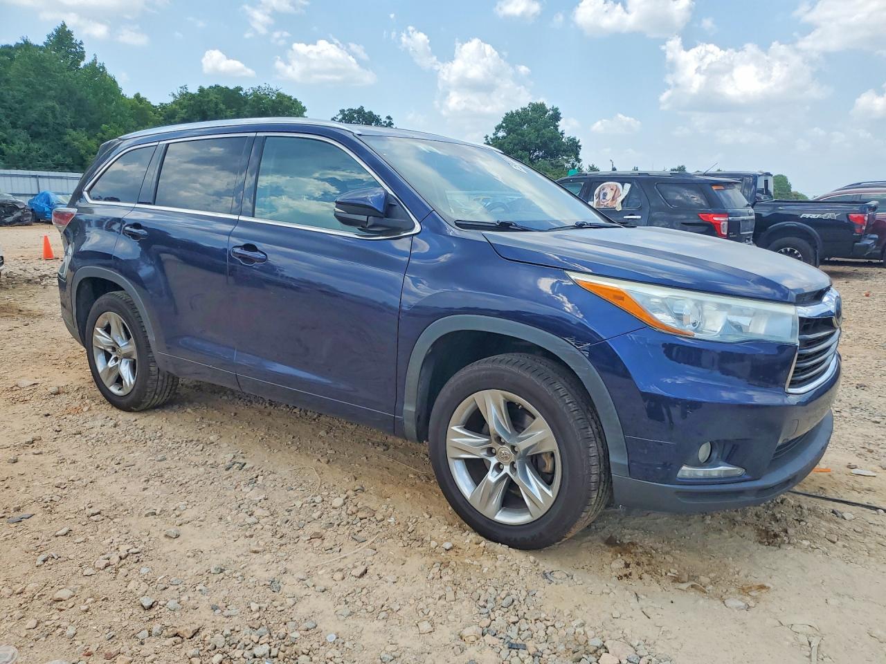 2015 TOYOTA HIGHLANDER