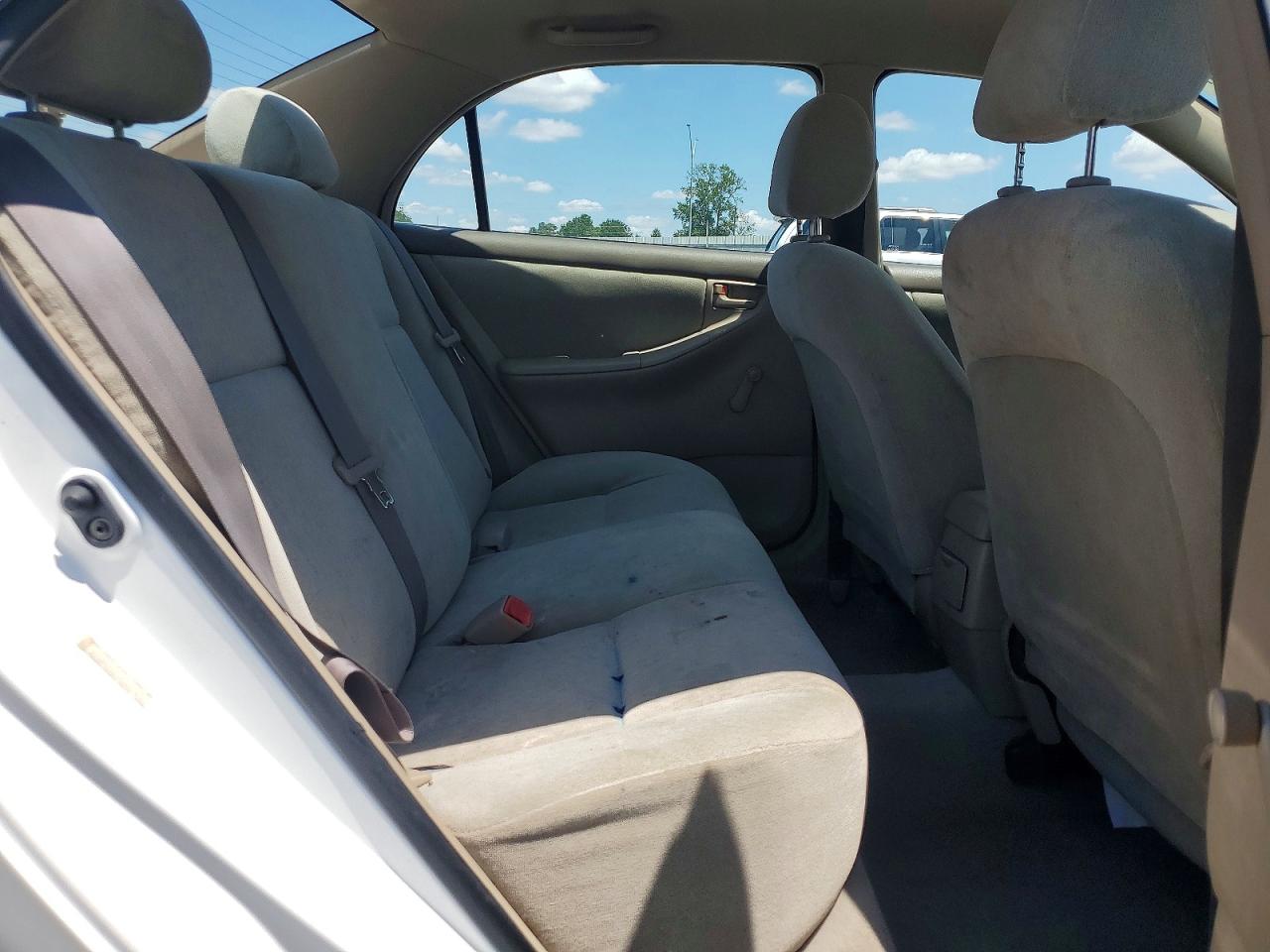 2004 TOYOTA COROLLA
