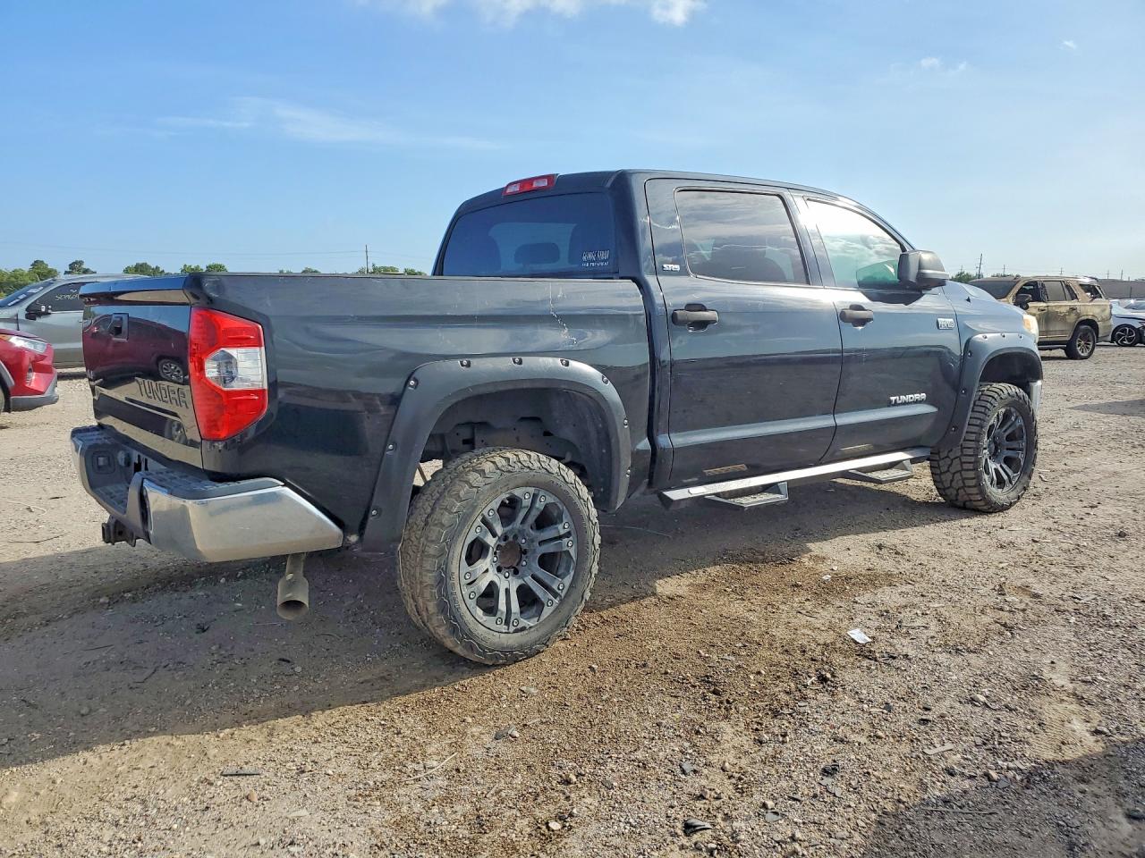 2014 TOYOTA TUNDRA