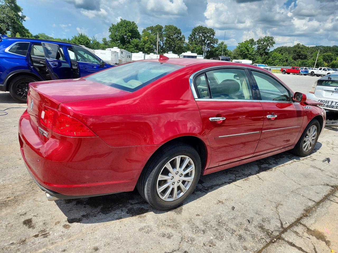 2010 BUICK LUCERNE
