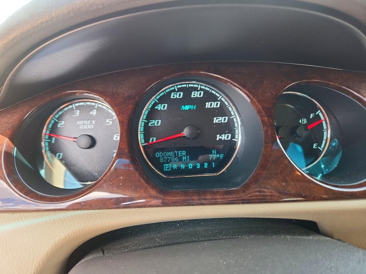 2010 BUICK LUCERNE